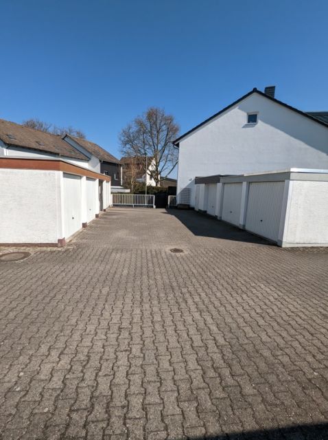 Grundstück kaufen in Frankfurt am Main ST NiederErlenbach Freifläche