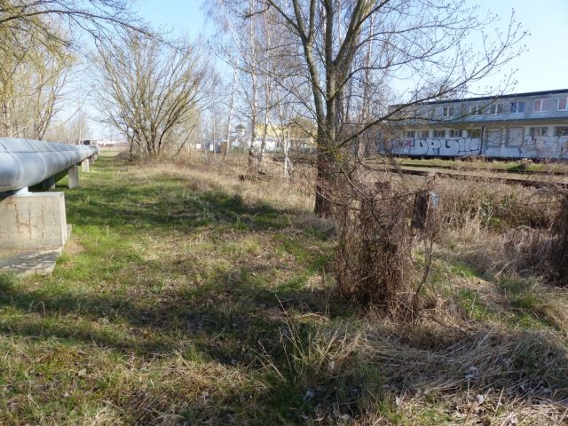 Lage des Flurstückes 128/9 - Unbebaute Bahnnebenflächen **gem. § 23 AEG von Bahnbetriebszwecken freigestellt**