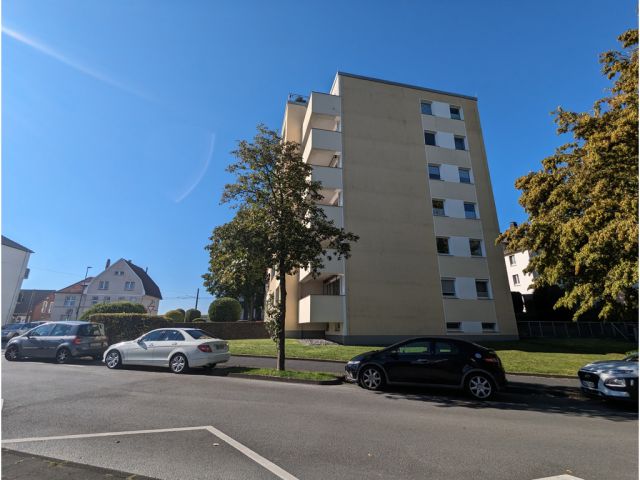 Blick vom Verkaufsobjekt in die Umgebung - Grundstück mit Umspannstation in der Klingenstadt Solingen
