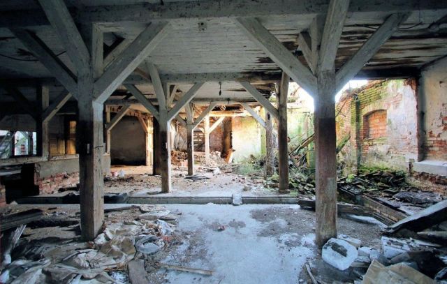 Innenansicht - Ruinöses, ehemaliges Speichergebäude auf Bauland - ca. 35 km von Greifswald, Stralsund und der Ostsee entfernt