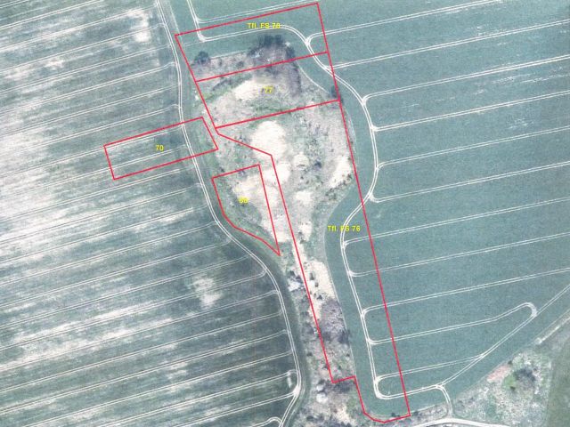 Verkaufsgegenstand - 3,2 Hektar verpachtetes Land im Bereich einer ehem. Deponie der Meyenburger Möbelwerke