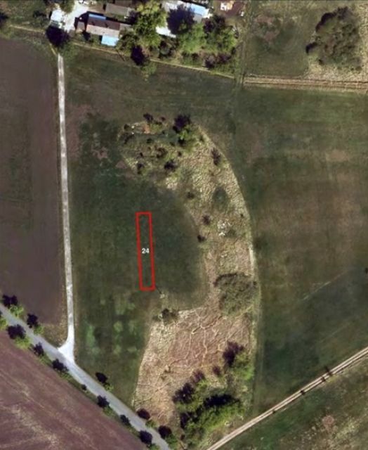 Lageskizze Flurstück 24 - Grundstück im Innenbereich und bis 30.09.2024 verpachtete landwirtschaftliche Fläche ca. 30 km nördlich von Halle/Saale