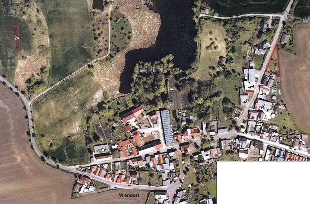 Umgebungsskizze beide Flurstücke - Grundstück im Innenbereich und bis 30.09.2024 verpachtete landwirtschaftliche Fläche ca. 30 km nördlich von Halle/Saale