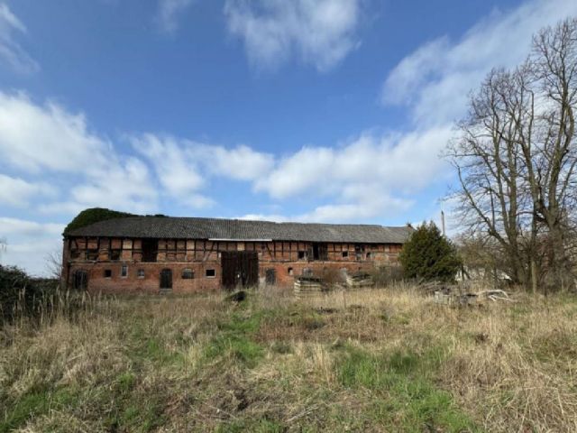Stallgebäude im nordwestlichen Grundstücksbereich - Ehemaliges Gewerbegrundstück mit Stall- und Werkstattgebäude *Lage im Dreiländereck Sachsen-Anhalt, Brandenburg & Niedersachsen*