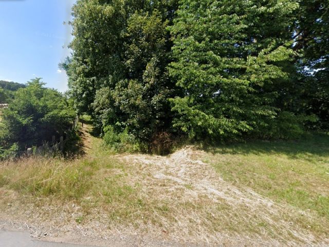 Blick auf Verkaufsgegenstand und Umgebung - Kunstgraben in der Bergstadt Brand-Erbisdorf