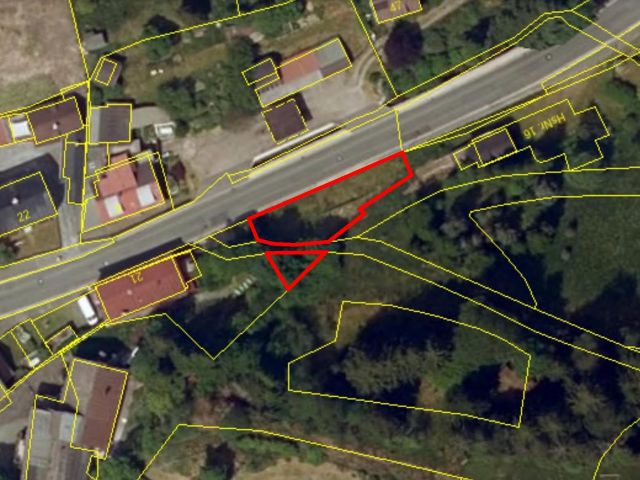 Lageskizze - Freifläche im Wohngebiet neben und gegenüber von Wohnhäusern **Lage im Luftkurort**