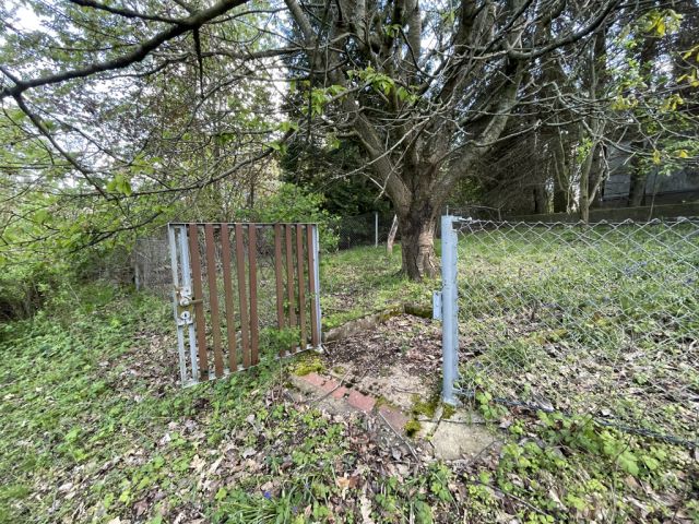 Grundstück - Ruhig gelegenes Erholungsgrundstück mit Gartenhaus und Terrasse **Lage zwischen Leipzig, Dresden und Chemnitz**