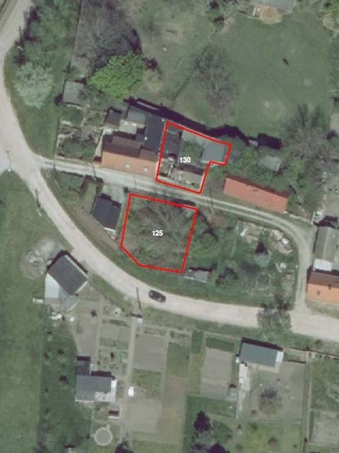 Lageskizze mit Luftbildunterlegung - Vertragsfreie Baulücke und gegenüberliegender ehemaliger Garten mit abrissreifer Garage **zwischen Magdeburg und Leipzig**