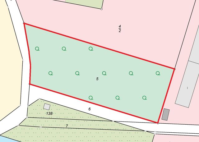 Lageskizze - Mit Laubwald bestockte Fläche südlich von Wohnbebauung und angrenzend an das Tierheim Falkensee