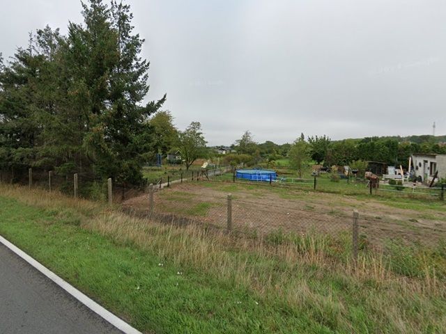Blick zur KGA - Vertragsfreier Eigentumsgarten mit einem Aufstellrecht für ein Gartenhaus in einer Kleingartenanlage in Jerichow
