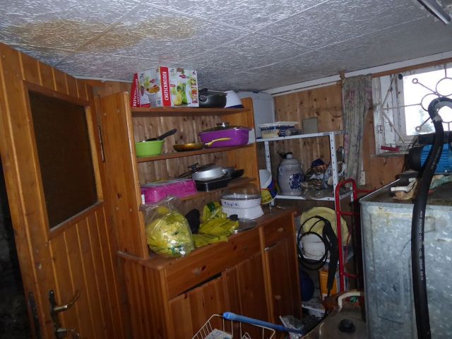 Innenansicht KG - Leerstehende Doppelhaushälfte mit Garage innerhalb einer Wohnsiedlung ca. 1 km nördlich des Marktplatzes von Teuchern