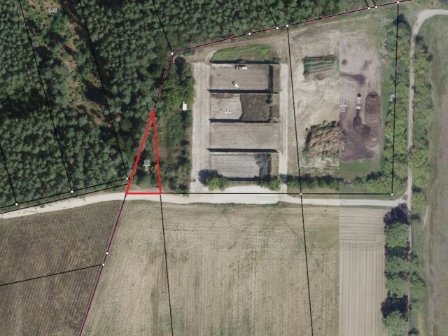 Lageskizze mit Luftbildunterlegung - Vertragsfreier Wald in direkter Nachbarschaft zum Betriebshof einer Kompostieranlage