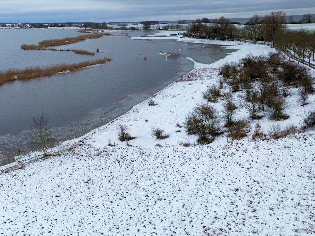 Verkaufsfläche und Umgebung - Vertragsfreies Grundstück auf der Insel Usedom direkt am Usedomer See *zwischen Peenestrom & Stettiner Haff*