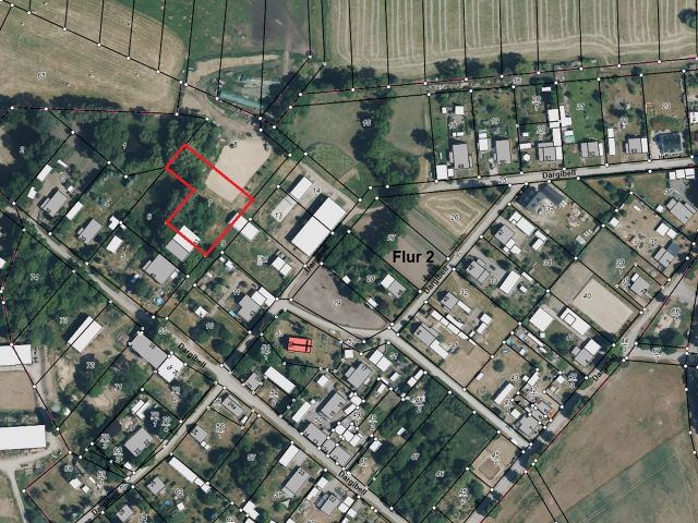 Lageskizze mit Luftbildunterlegung - Vertragsfreies Grundstück mit ruinösem ehemaligen Stall-/Scheunegebäude **etwa 34 km von Usedom entfernt**