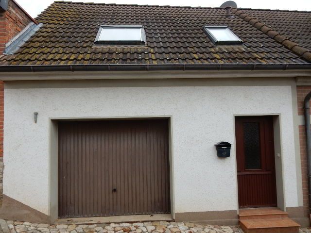 Zugang zum Nebengebäude - Wohnhaus in zentraler Ortslage **leerstehend**