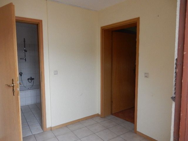 Haupthaus - Flurbereich - Wohnhaus in zentraler Ortslage **leerstehend**