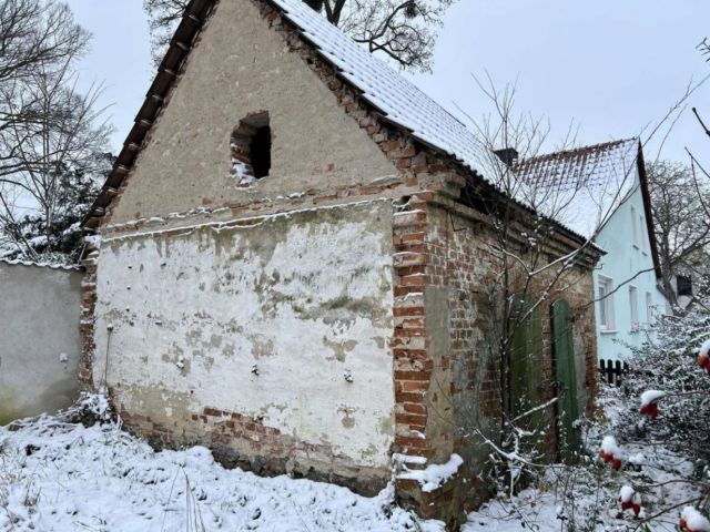 Nebengebäude - Leerstehendes Einfamilienhaus auf großem Grundstück **ca. 30 km östlich von Magdeburg**