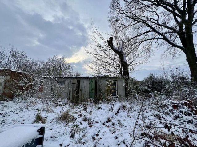 Schuppen - Leerstehendes Einfamilienhaus auf großem Grundstück **ca. 30 km östlich von Magdeburg**
