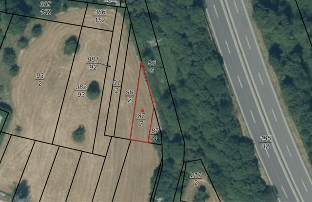 Lageskizze - Gepflegte Grünfläche hinter Wohnbebauung direkt am ´Mühlenbach´ ca. 10 km nördlich von Koblenz