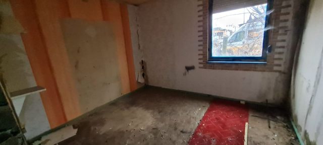 Innenansicht Baracke - Grundstück mit ehemaliger Wohnbaracke **zentrumsnahe Lage am Bahnhof Güsten**