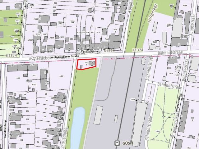 Lage des Verkaufsgegenstandes - Grundstück mit ehemaliger Wohnbaracke **zentrumsnahe Lage am Bahnhof Güsten**