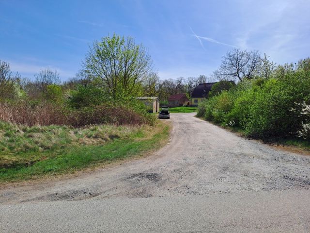 Blick auf Verkaufsfläche und Umgebung - Unbebautes Grundstück in Ortslage von Warmsdorf