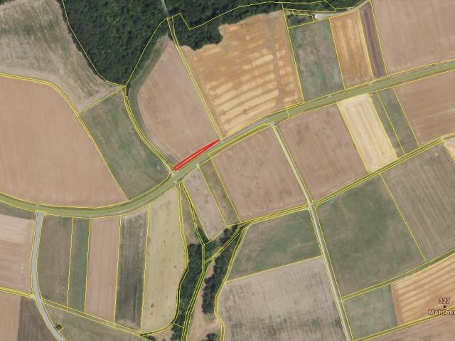 Lageskizze mit Umgebung und Luftbildunterlegung - Grün-/ Landwirtschaftsfläche etwa 1,5 km nördlich des Mains