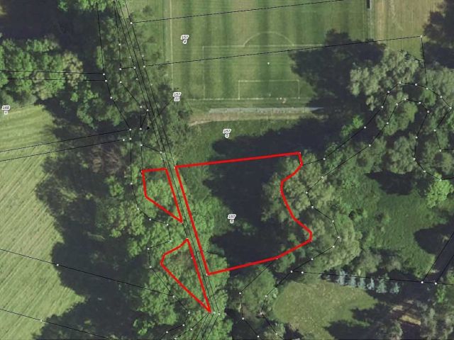 Lageskizze - Grünfläche mit Baumbestand unterhalb des Sportplatzes von Traktor Westdorf **vertragsfrei**