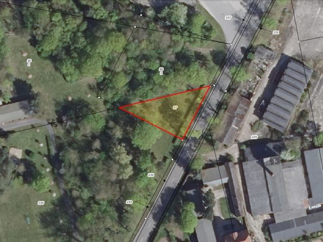 Lageskizze mit Luftbildunterlegung - Gepflegte, innerörtliche Grünfläche **verpachtet**