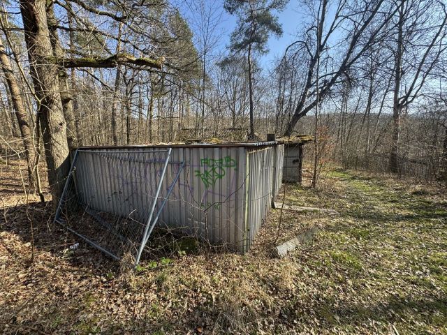 überbauende Nebengebäude/Schuppen - Ehemaliges Wohngebäude mit separater Garage zwischen Chemnitz und Plauen