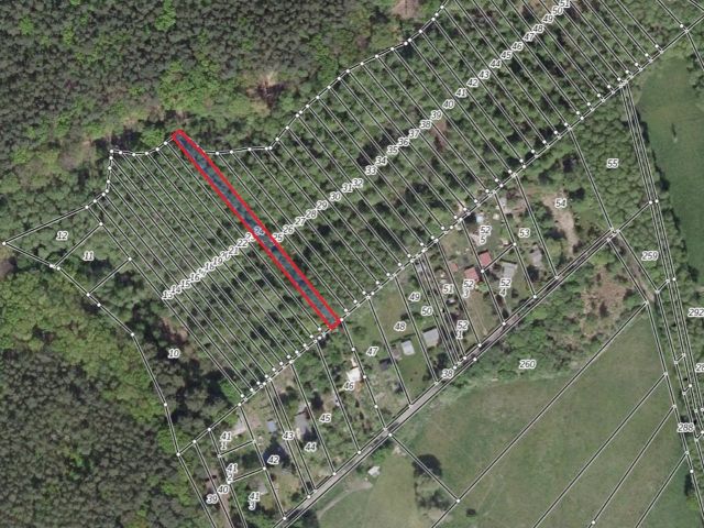 Lageskizze mit Luftbildunterlegung - Mischwald in direkter Nachbarschaft von Wochenendhäusern am Potsdamer Stadtrand