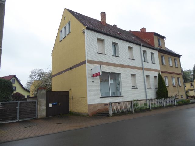 Blick auf den Verkaufsgegenstand - Leerstehendes Wohn- und Geschäftshaus