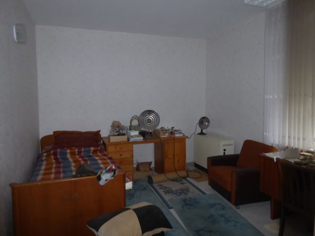 Gewerbeeinheit im EG - Leerstehendes Wohn- und Geschäftshaus