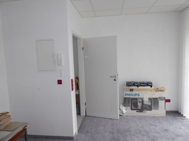 Gewerbeeinheit im EG - Leerstehendes Wohn- und Geschäftshaus