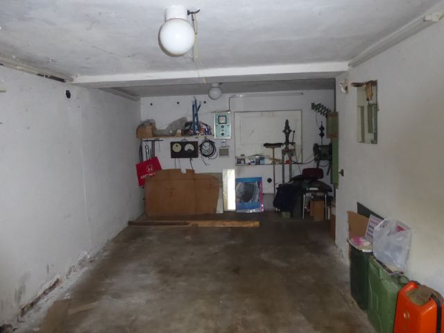 Innenansicht Nebengebäude West - Leerstehendes Wohn- und Geschäftshaus