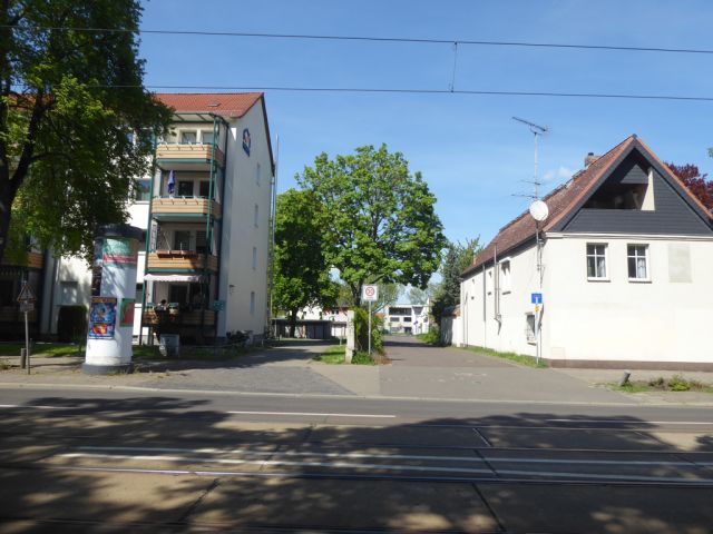 Lage des Verkaufsgegenstandes - Innerörtliche Fläche im Wohngebiet an der Großen Diesdorfer Straße**vertragslos genutzt und nicht öffentlich gewidmet**