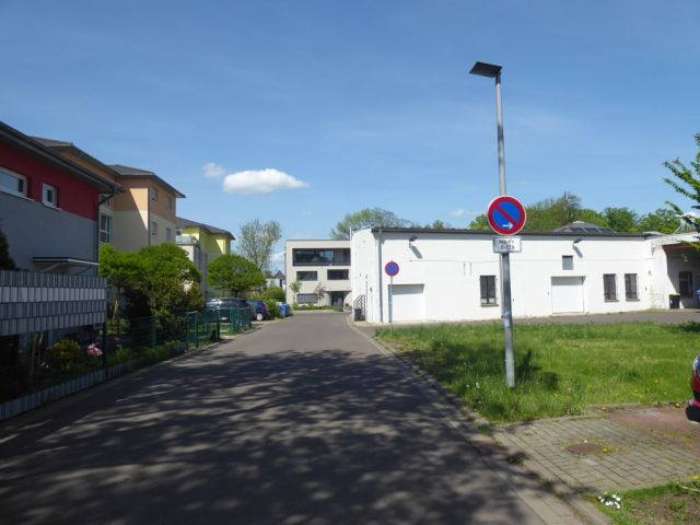 Nördlich angrenzender Schrotepark - Innerörtliche Fläche im Wohngebiet an der Großen Diesdorfer Straße**vertragslos genutzt und nicht öffentlich gewidmet**