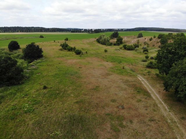 Blick auf Verkaufsfläche und Umgebung - Großes bis 30.09.2025 verpachtetes Freizeit-/Gartengrundstück in der Sternberger Seenlandschaft