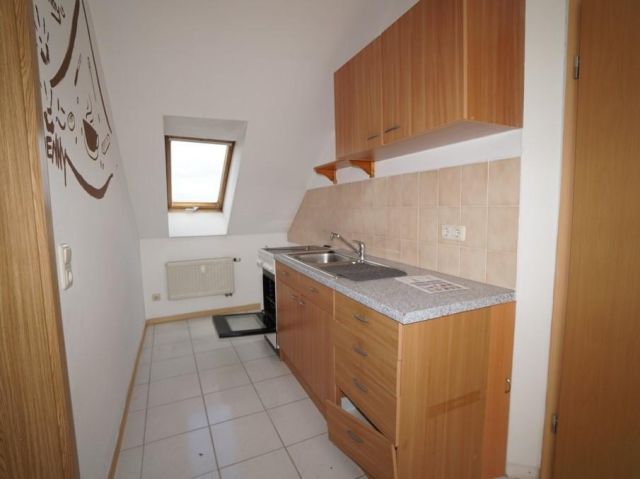 Innenansicht - Aufnahme aus 2021 - Vermietete 2-Zimmer-DG-Eigentumswohnung ca. 10 km westlich von Altenburg