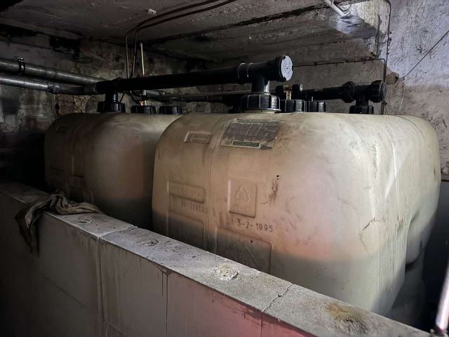 Öltanks im Keller - Leerstehende Doppelhaushälfte mit Nebengebäude und Unterstand **etwa 40 km vom Magdeburger Zentrum entfernt**