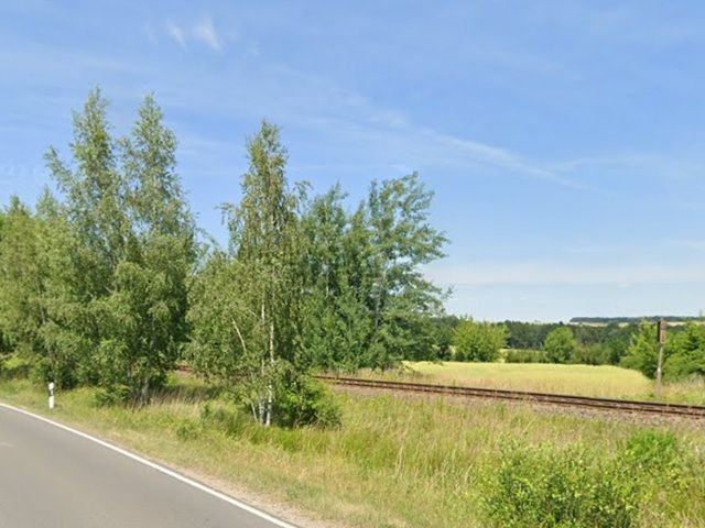 Blick auf Bahntrasse und Umgebung - Landwirtschaftsfläche im Landkreis Mittelsachsen - vertragslos genutzt