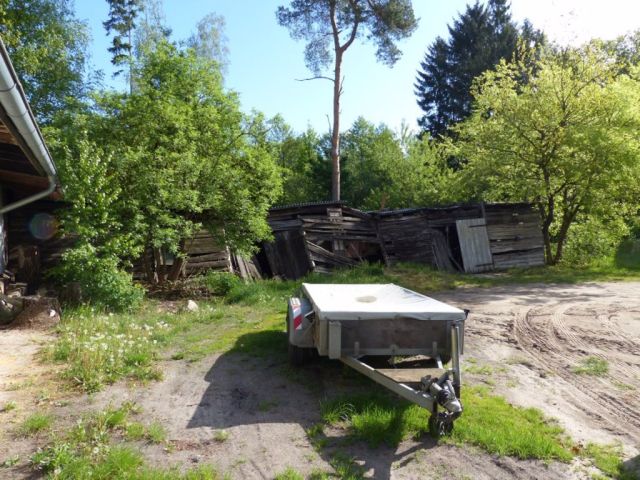 Scheune - 23,6 ha große Waldfläche nebst Wohngebäude, Garage und Scheune **vertragsfrei**
