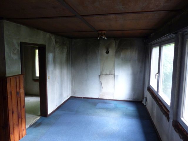 Wohngebäude (Innenraumansicht) - 23,6 ha große Waldfläche nebst Wohngebäude, Garage und Scheune **vertragsfrei**