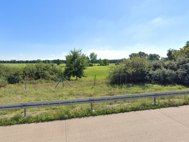 Beispielhafter Blick auf die Lage des Flurstücks 115/1 - Splitterflächen an der A9 bei Linthe **bis zum 30.09.2028 für ca. 529 EUR/p.a. verpachtet**