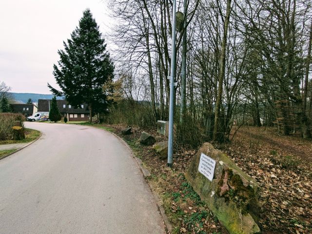 Blick von der Straße auf Flurstück 40/10 und Umgebung - 2/110 Miteigentumsanteil an Erholungsflächen im Familiendorf Waldachtal **teilweise vertragslose Nutzung**