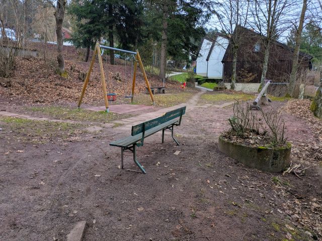 Spielplatz auf Flurstück 40/5 - 2/110 Miteigentumsanteil an Erholungsflächen im Familiendorf Waldachtal **teilweise vertragslose Nutzung**