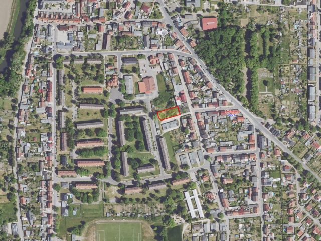 Lageskizze mit Luftbildunterlegung - Verpachtetes Grundstück mit Garagen bzw. Schuppen in Nutzereigentum *etwa 30 km von Magdeburg entfernt*