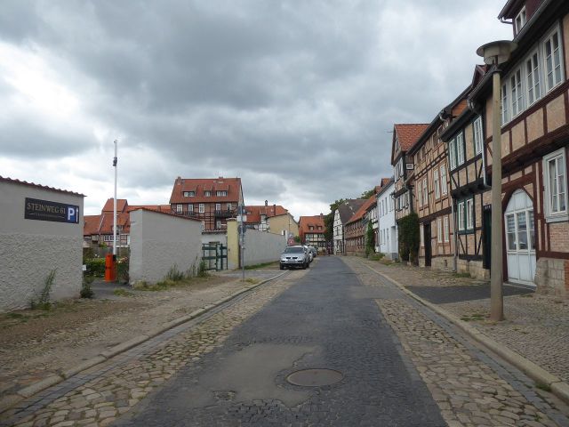 Blick in die Straße Augustinern - Ehemaliger Garten in nördlicher Randlage der historischen Altstadt von Quedlinburg