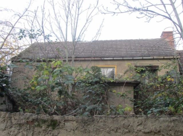 Verkaufsgegenstand - Ruinöses ehemaliges Einfamilienhaus in Elsteraue **ca. 8 km nordwestlich von Zeitz**