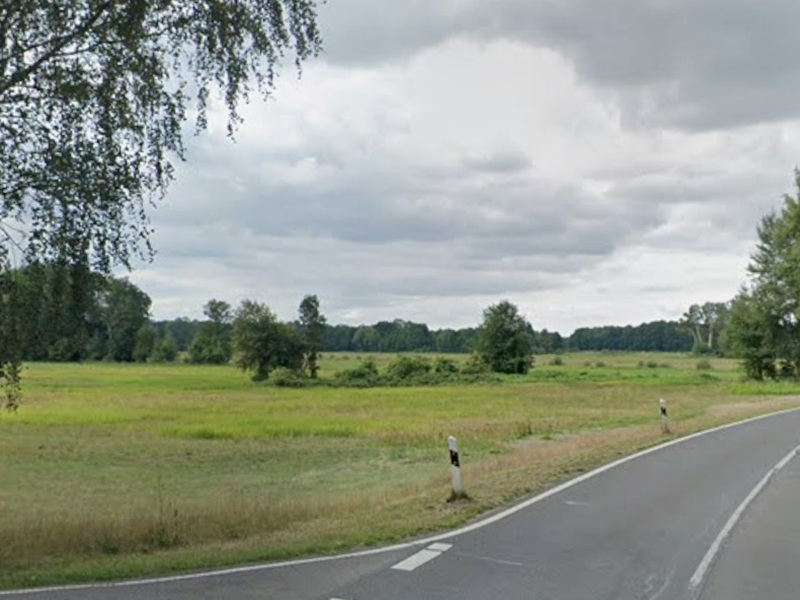 Eine Landwirtschafts- und eine bestockte Fläche am nördlichen Rand des Spreewaldes ca. 300 m westlich des ´Byhleguhrer Sees´